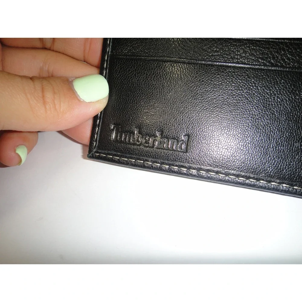 Timberland Men's Black Pebbled Genuine Leather Bifold Wallet with ID Window EUC